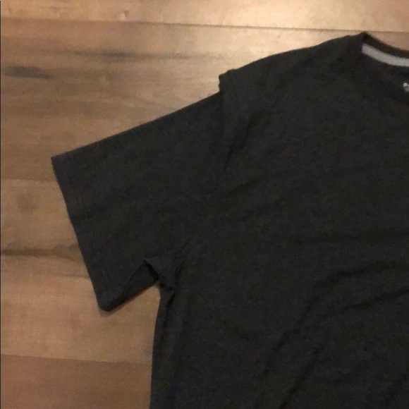 Under armour Gray tee - Picture 4 of 7